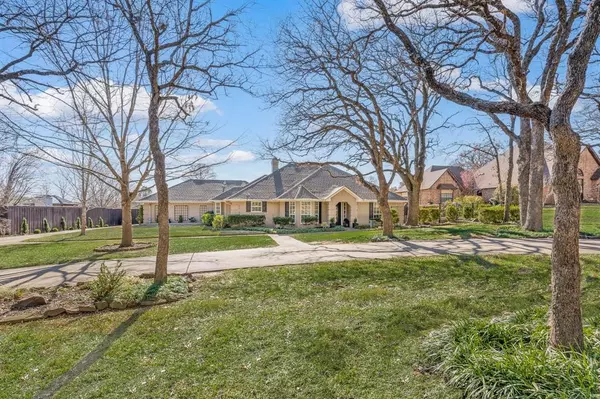 1785 Kingswood Drive, Southlake, TX 76092