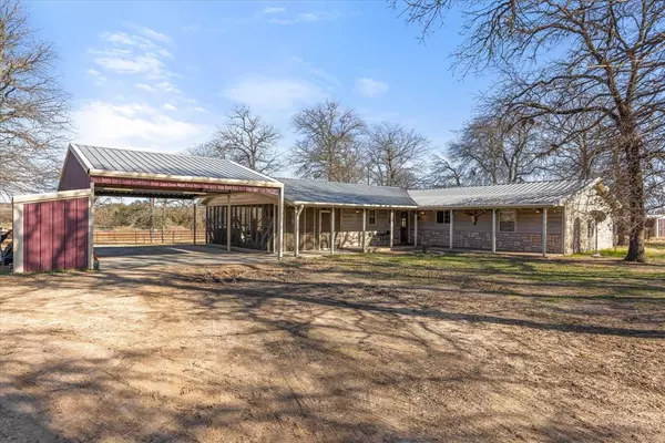 Bluff Dale, TX 76433,960 Private Road 1676