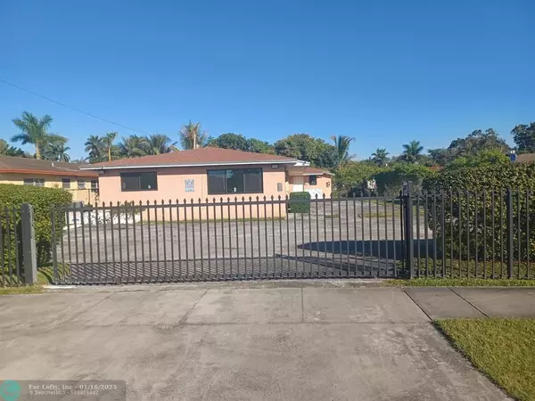 465 NE 139 ST, North Miami, FL 33161