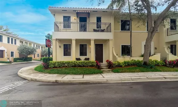 Boynton Beach, FL 33426,2514 Venetian Ct