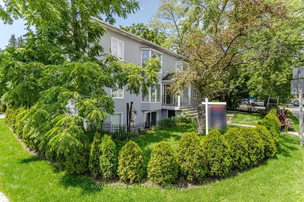 Oakville, ON L6J 3L8,312 Reynolds ST #5