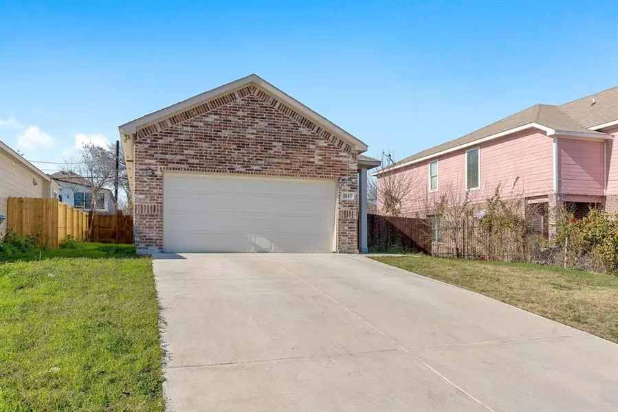 3117 Prairie Avenue, Fort Worth, TX 76106