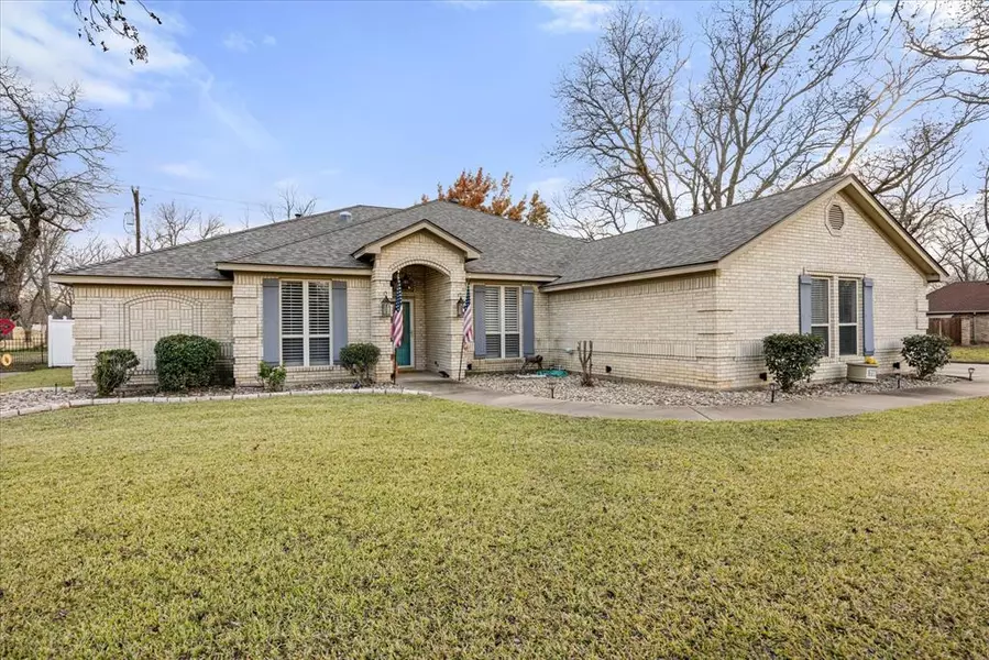 7309 Ravenswood Road, Granbury, TX 76049