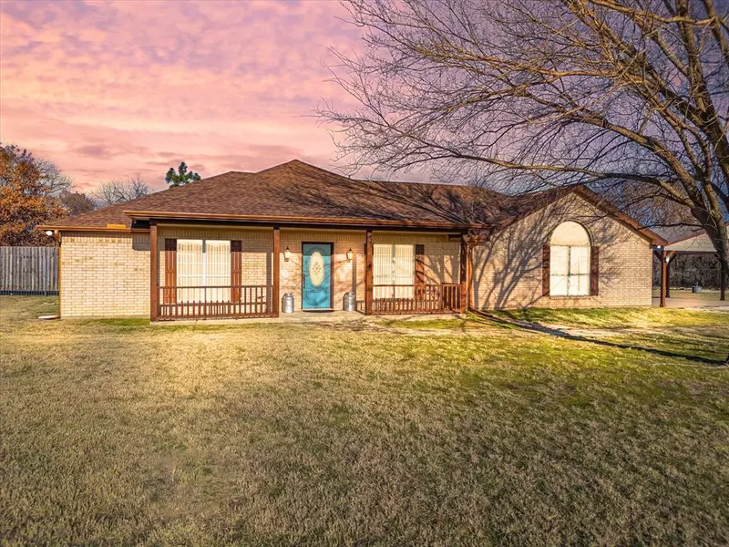 158 Roaring Springs Court, Azle, TX 76020