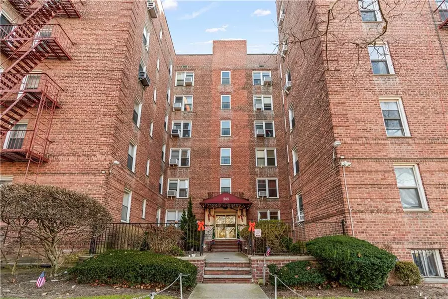 243 McDonald AVE #1D, Brooklyn, NY 11218