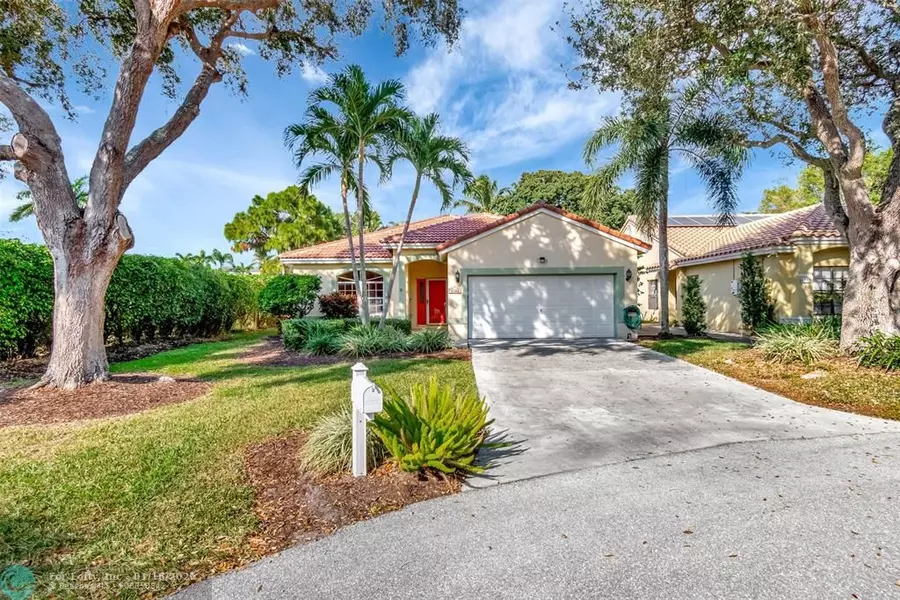 4185 NW 1st Ct, Delray Beach, FL 33445