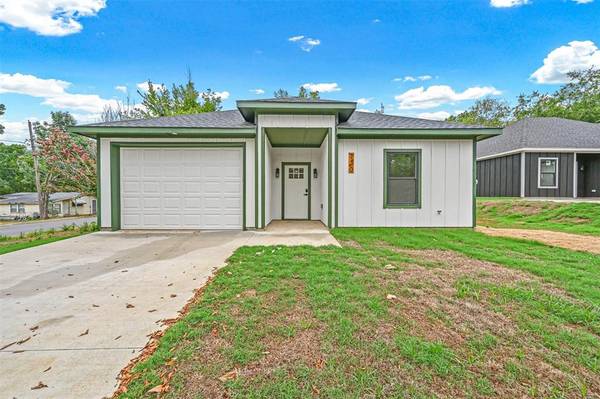 730 E Walker Street, Denison, TX 75021