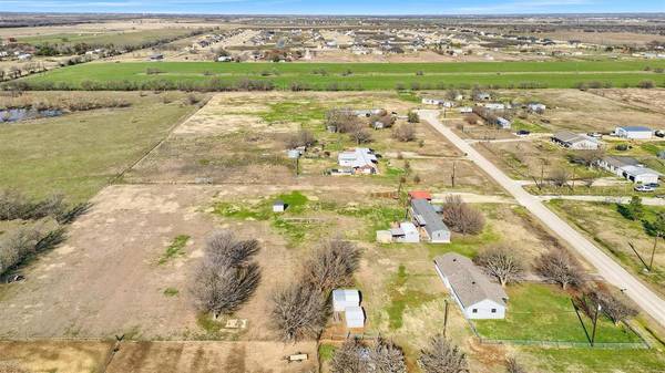 Sanger, TX 76266,12687 Henderson Road