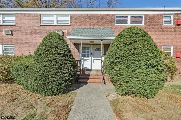 15-32A Plaza Rd #32A, Fair Lawn Boro, NJ 07410