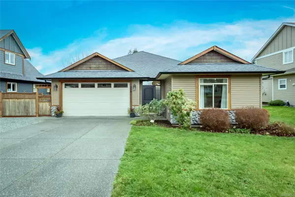 508 Spitfire Dr, Comox, BC V9M 0A7