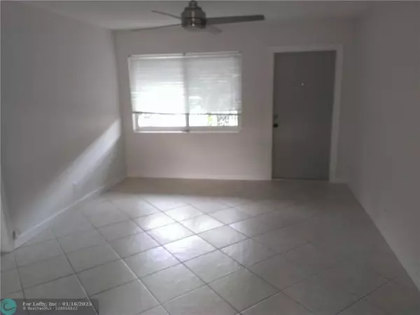 Fort Lauderdale, FL 33316,1000 SE 15th St  #202