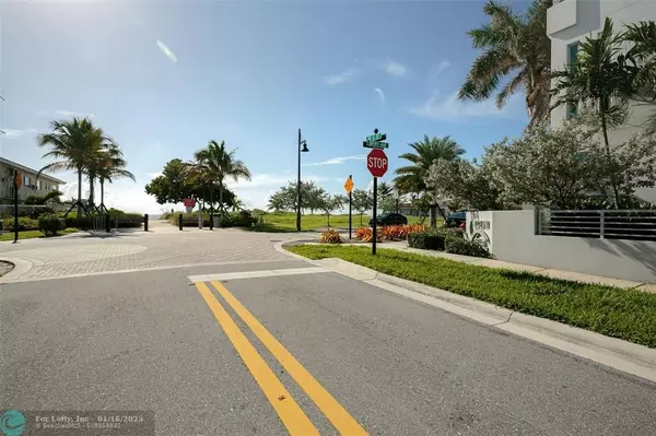 Pompano Beach, FL 33062,3406 SE 6th St  #3406