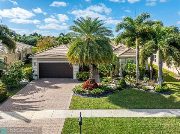 10516 Whitewind Cir, Boynton Beach, FL 33473