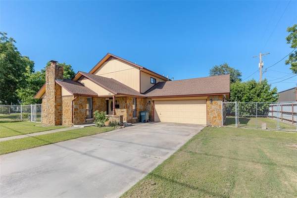 109 S B Street, Davis, OK 73030