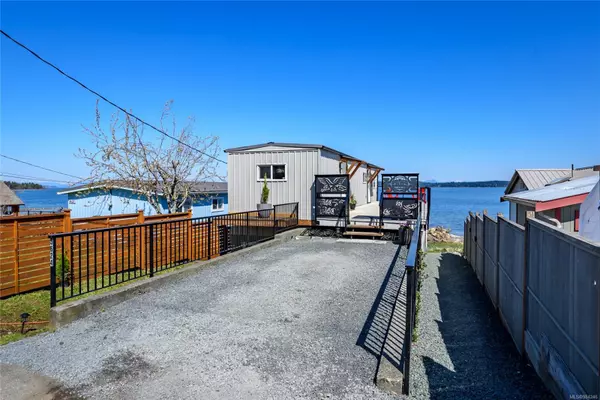 Union Bay, BC V0R 3B0,5624 Island Hwy S