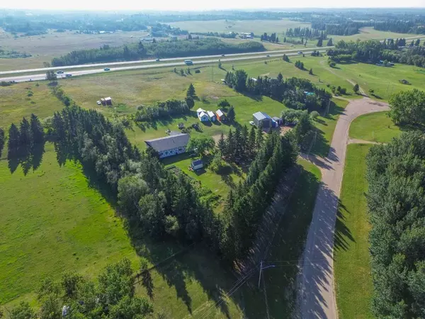 Rural Ponoka County, AB T4J 1R3,262065 Twp Rd 422 #9