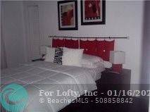 Hollywood, FL 33019,3000 S Ocean Dr  #518