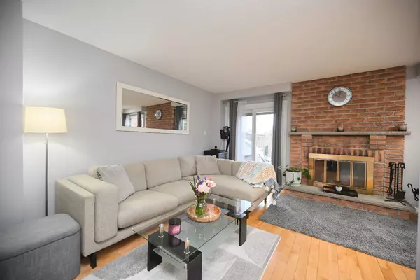 Mississauga, ON L5N 2T3,2617 TREVISO CT #UPPER