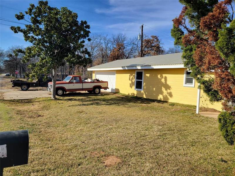 309 Nottingham Drive, Gordonville, TX 76245