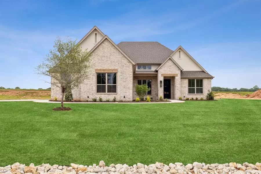 1212 Explorer Lane, Granbury, TX 76049