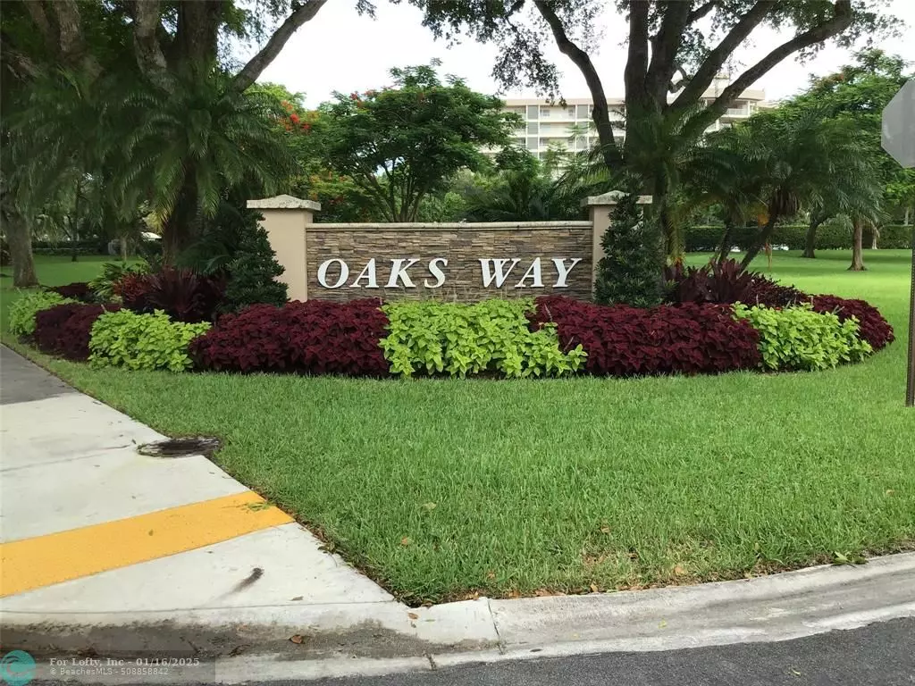 Pompano Beach, FL 33069,3507 Oaks Way  #512