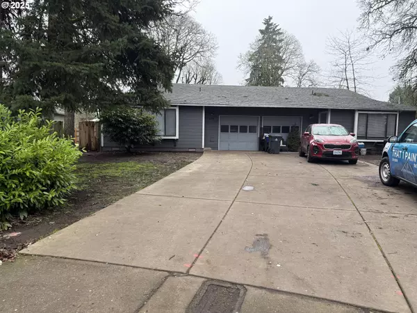 Lebanon, OR 97355,560 MANOR WAY