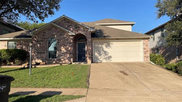 12320 Treeline Drive, Fort Worth, TX 76036