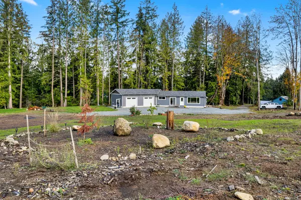 5056 White Rd, Duncan, BC V9L 6H5