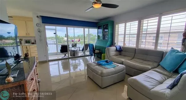 Deerfield Beach, FL 33441,745 SE 19th Ave  #314