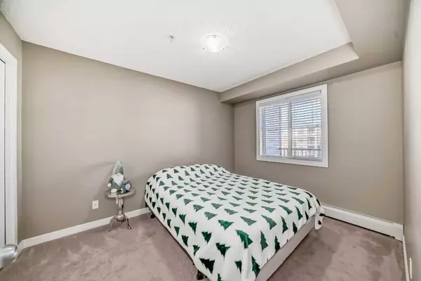 Calgary, AB T2X2B9,81 Legacy BLVD SE #3309