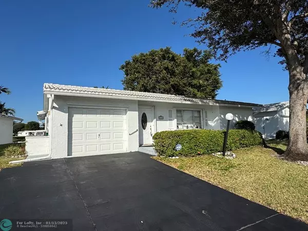 1077 NW 89th Ave, Plantation, FL 33322