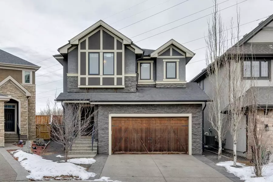 114 Ascot CRES Southwest, Calgary, AB T3H 0V1