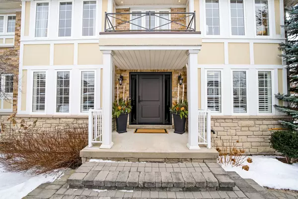 Whitby, ON L1R 3M6,14 Gabrielle CRES