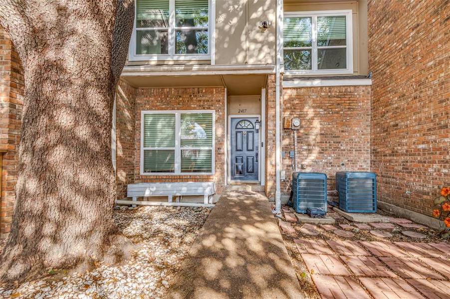 2417 Southlake Court, Irving, TX 75038