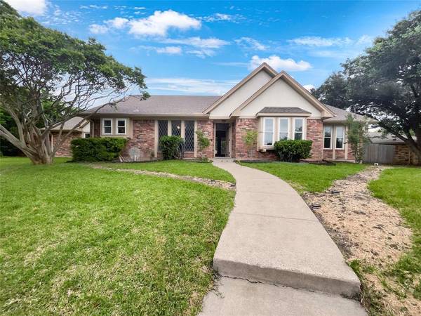 2231 Ridgewood, Carrollton, TX 75006