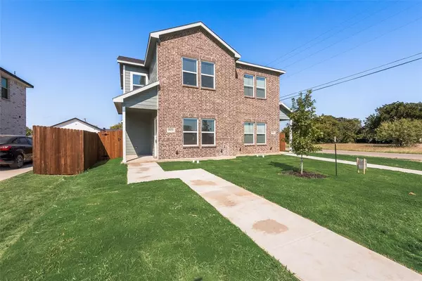 Fort Worth, TX 76119,5933 Grayson Street