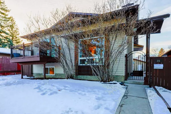 Calgary, AB T3K 1H4,35 Bermuda PL NW