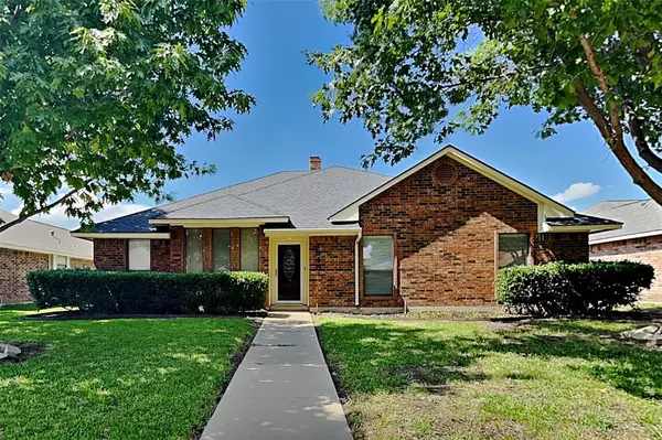 1945 Lansdown Drive, Carrollton, TX 75010