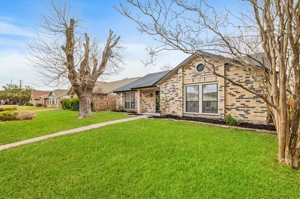 Rowlett, TX 75088,9410 Grant Drive