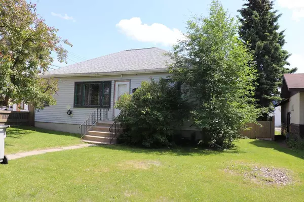 5015 6 Avenue, Edson, AB T7E 1T5