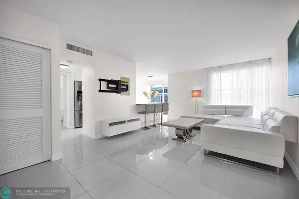 Sunny Isles Beach, FL 33160,17620 Atlantic Blvd  #302