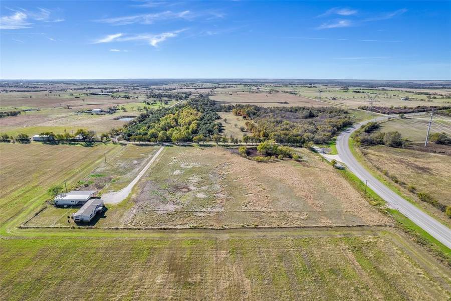 169 County Road 366, Gainesville, TX 76240