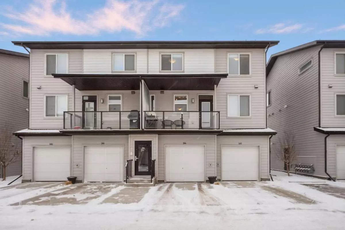 Calgary, AB T3N 1M5,365 Redstone WALK NE #204