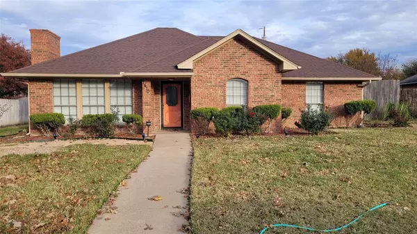 1410 Meadow Court, Midlothian, TX 76065