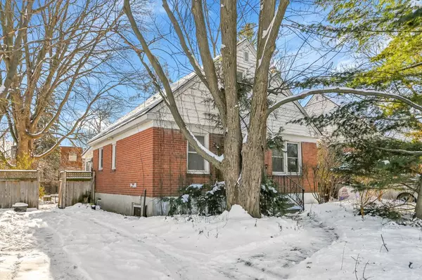 Westboro - Hampton Park, ON K1Z 7A9,243 Belford CRES