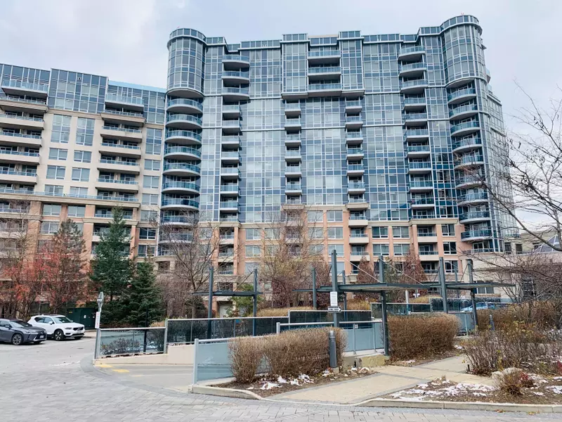 33 Cox BLVD #205, Markham, ON L3R 8A6