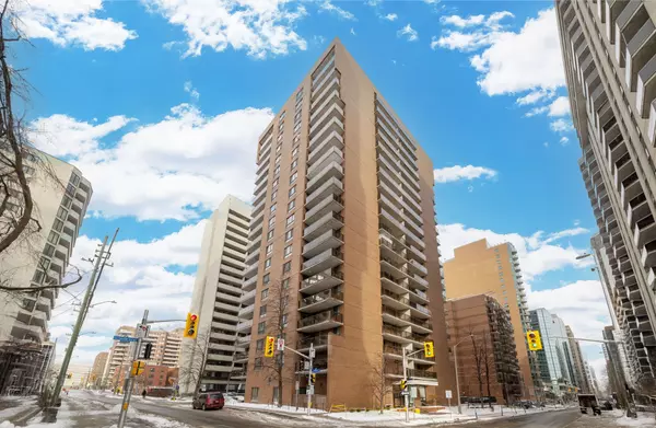 475 LAURIER AVE W #702, Ottawa Centre, ON K1R 7X1