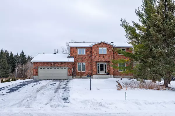 1516 Blue Rock AVE, Manotick - Kars - Rideau Twp And Area, ON K0A 2E0