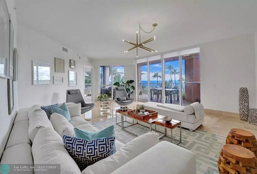 Lauderdale By The Sea, FL 33062,1460 S Ocean Blvd  #303