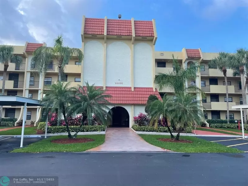 23395 Carolwood Ln  #207, Boca Raton, FL 33428